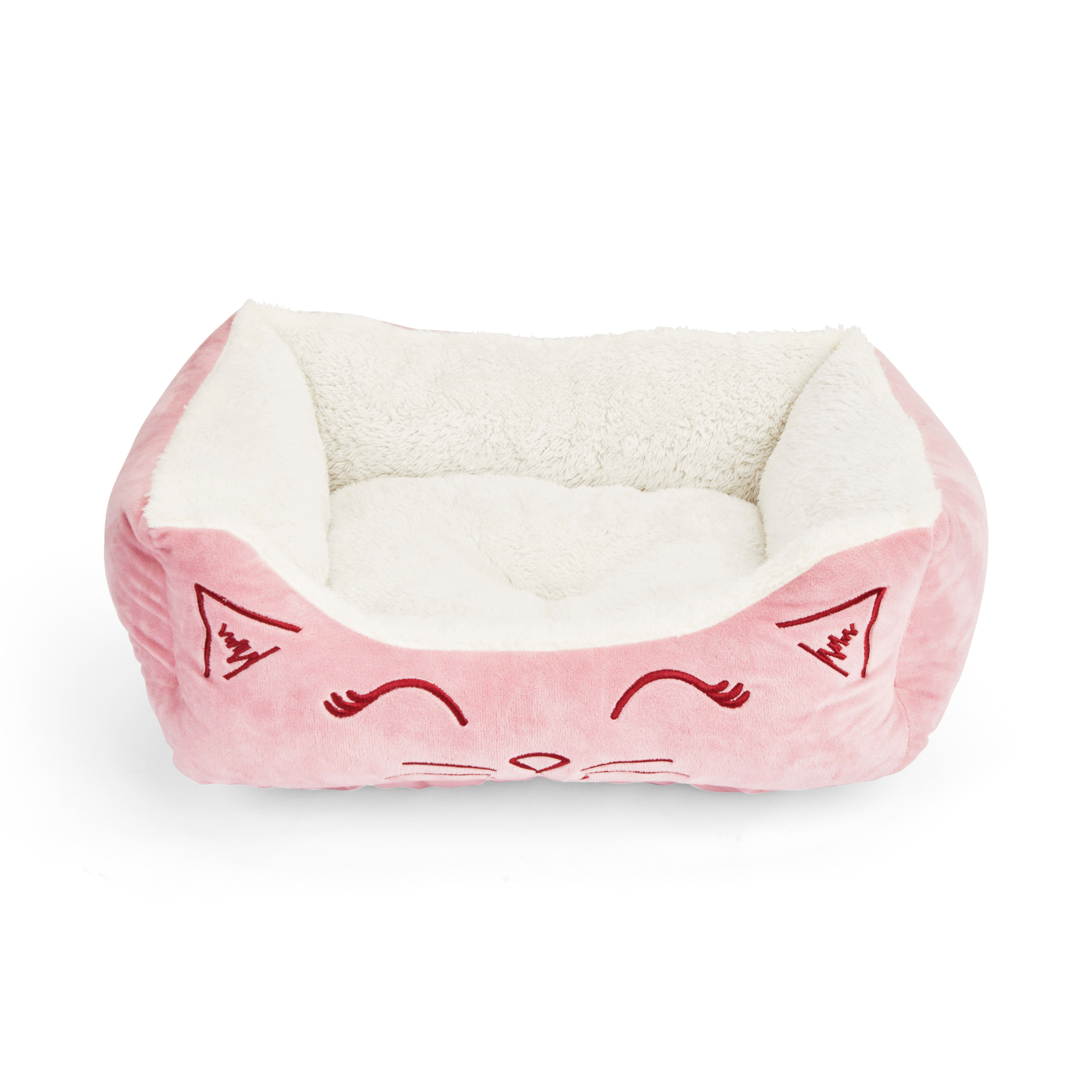 EVERYYAY Snooze Fest Pink Cat Face-Embroidered Rectangle Lounger Cat Bed， 18