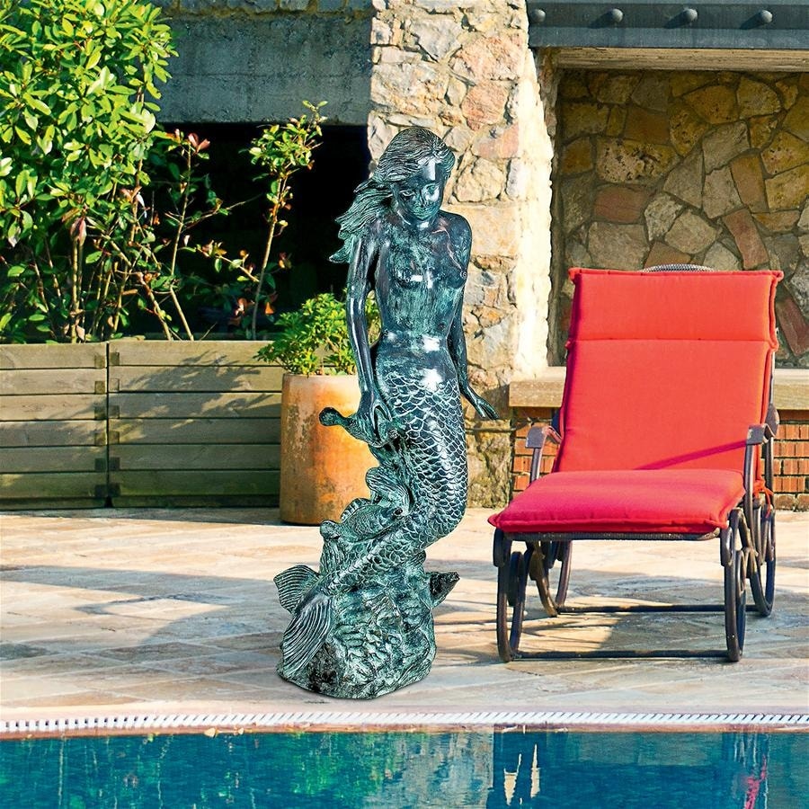 Design Toscano Goddess of the Sea  Mermaid of the Isles Spitting Bronze Garden Statue