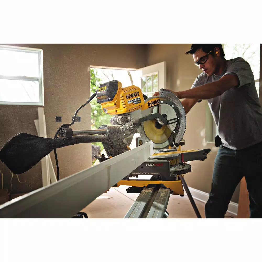 DEWALT FLEXVOLT 12 in. 60-Teeth Carbide-Tipped Miter Saw Blade (2-Pack) and#8211; XDC Depot