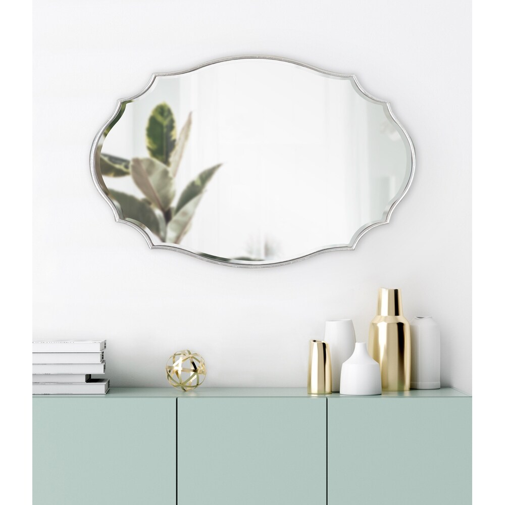 Kate and Laurel Leanna Scalloped Oval Wall Mirror