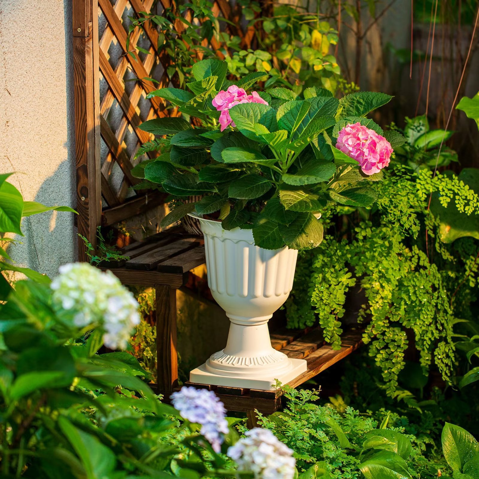 White Plastic Urn Planter for Outdoor Plants 13.8 inch Pedestal Planters Set of 6