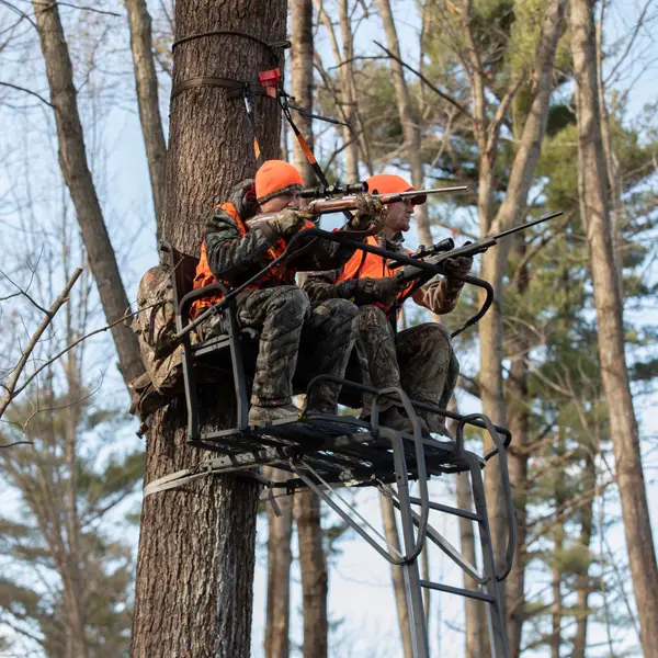 Rivers Edge 17' 2-Man Lockdown Tree Stand