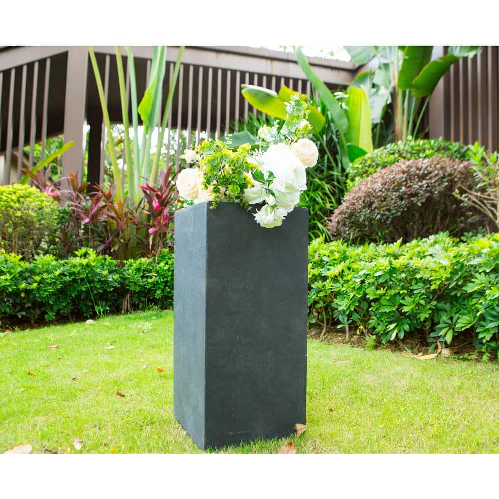 KANTE 28 in. H Square Charcoal Concrete/Fiberglass Indoor Outdoor Modern Tall Planter OSF0002C-C60121