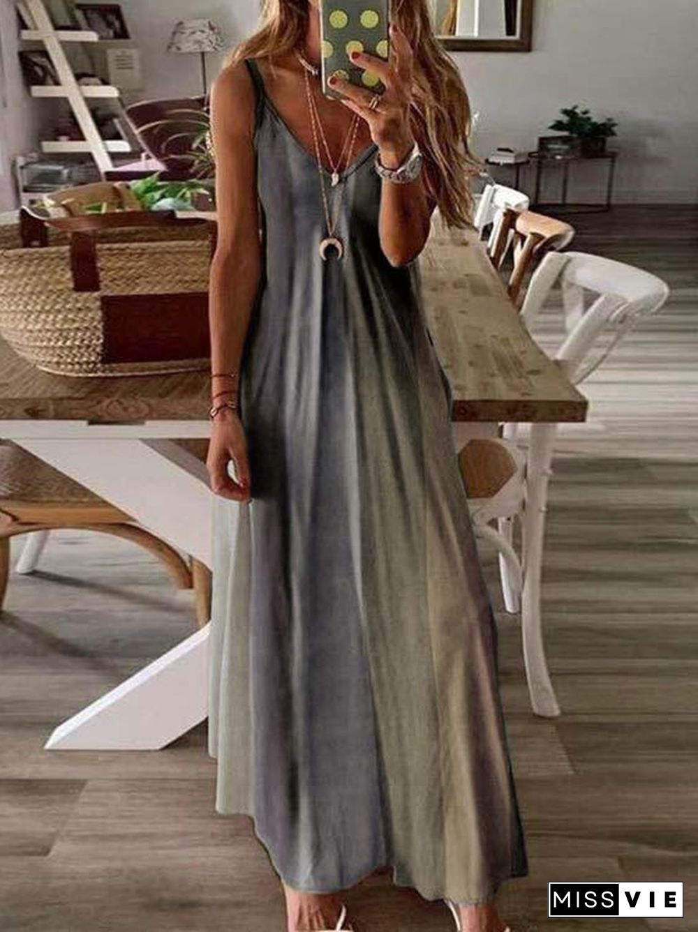 Women's Sleeveless V-neck Gradient Printed Maxi Slip Dress