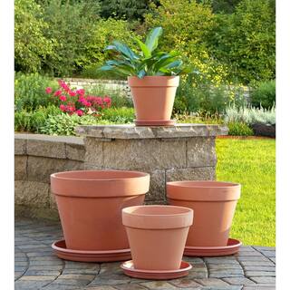 Grosfillex 18 in. Dia Terra Cotta Resin Planter Saucer US277089