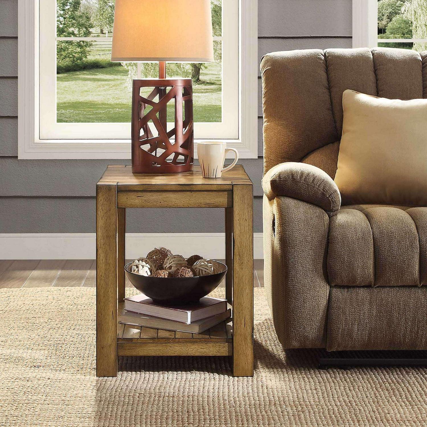 Better Homes and Gardens Bryant Solid Wood End Table， Rustic Maple Brown Finish