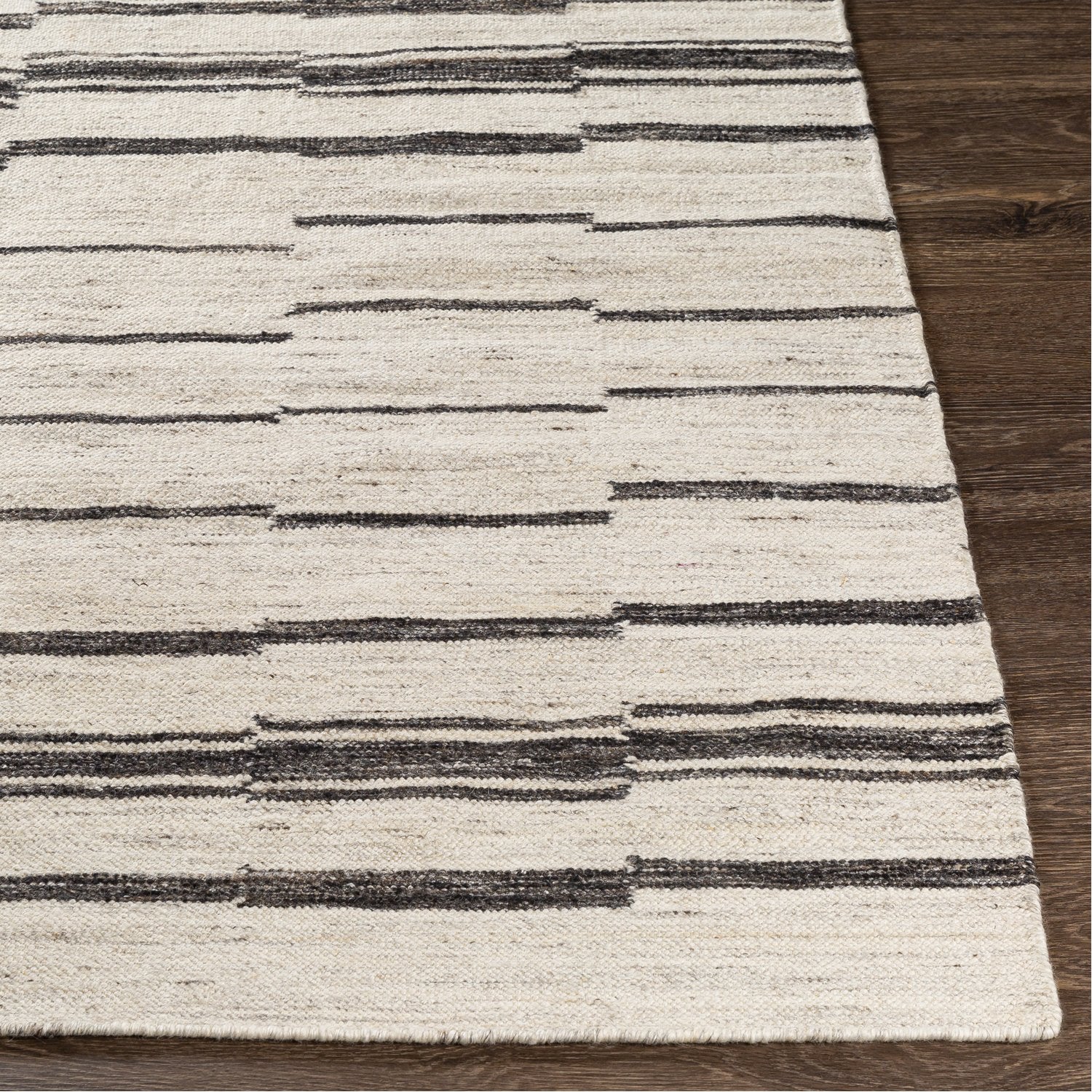 Tamaris Hand Woven Rug in Cream, Charcoal, Medium Gray, Light Gray