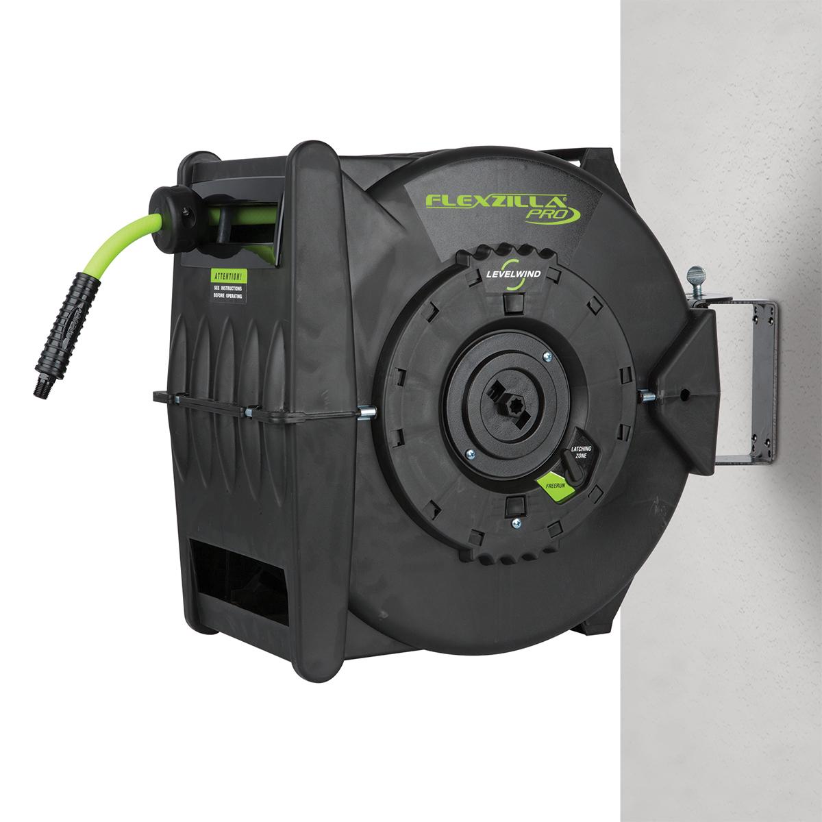 FlexzillaA Pro Retractable Air Hose Reel with Levelwind Technology， 3/8 x 50and#8242;， ZillaGreenA