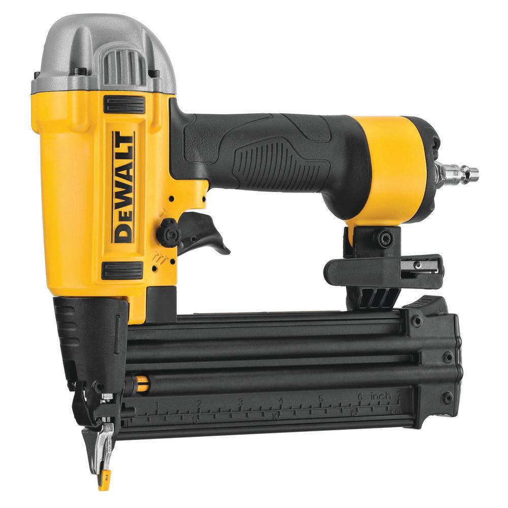 DEWALT DWFP1KIT 6 Gal. 18-Gauge Brad Nailer and Heavy-Duty Pancake Electric Air Compressor Combo Kit