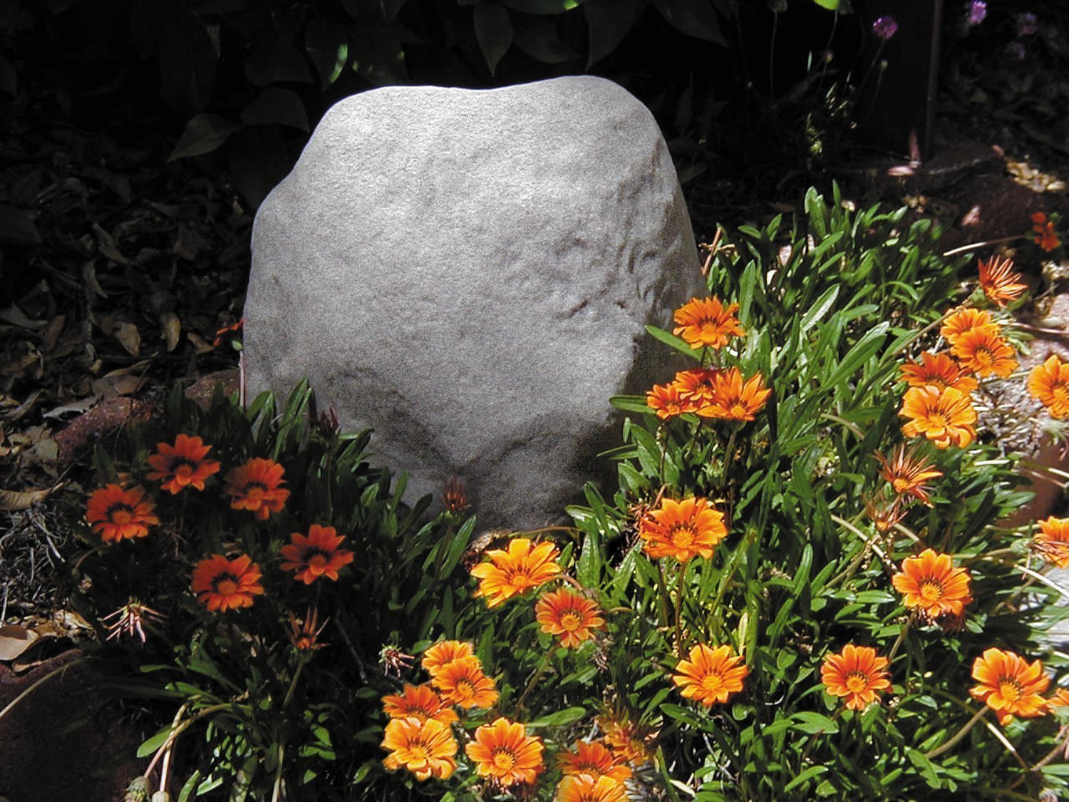 Emsco Group Landscape Rock  Natural Sandstone Appearance  Small  Lightweight  Easy to Install