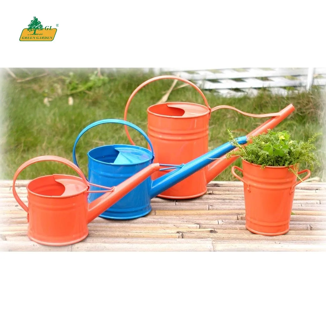 Mini Painted Watering Can Dia10 X 9 cm(H) / Dia10 X 14 cm(H)