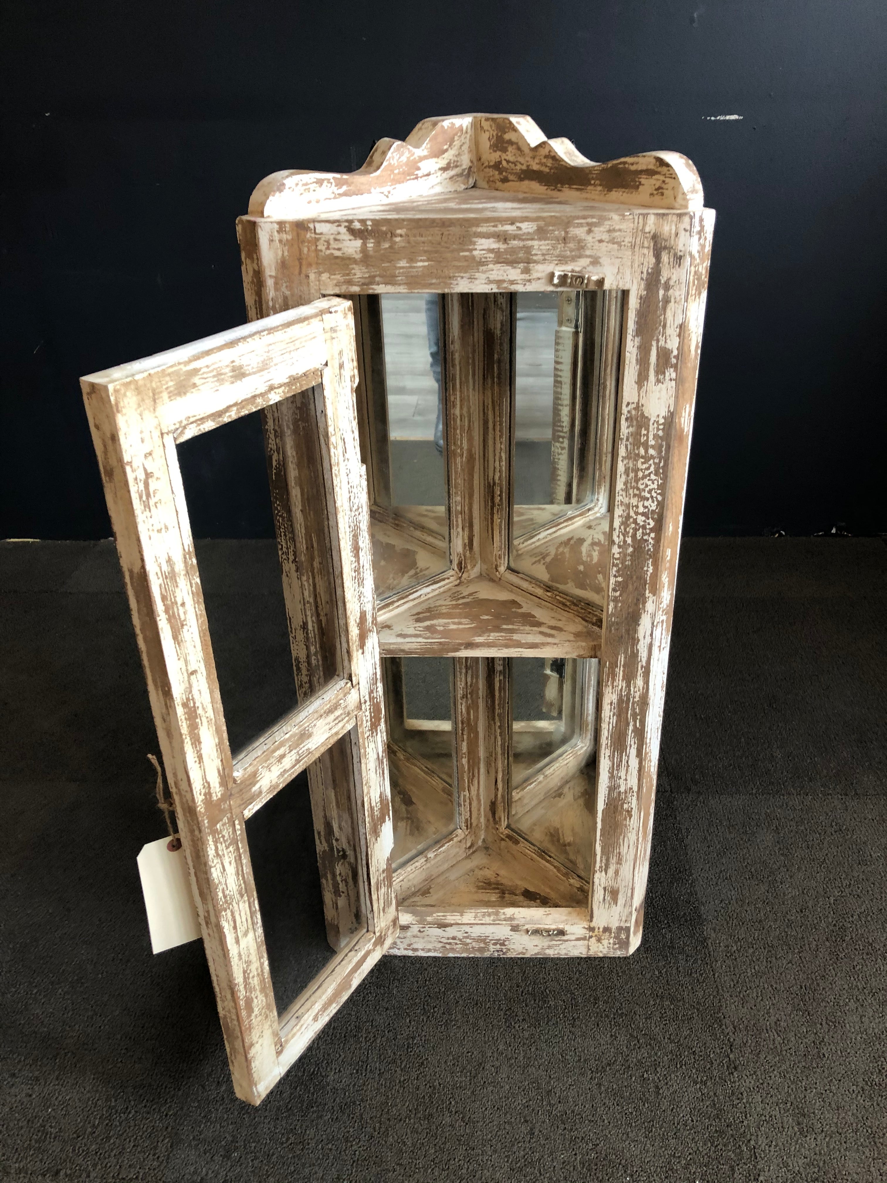 ALDER GLASS DOOR CORNER CABINET