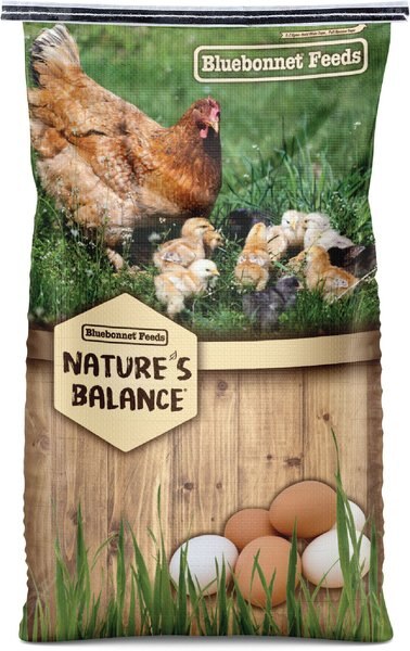 Bluebonnet Feeds Nature's Balance Egg Booster Crumble Chicken Feed， 50-lb bag