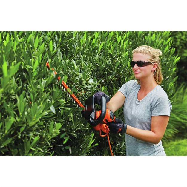 Black amp Decker Beht200 120v 3 5 Amp Brushed 18 In Corded Hedge Trimmer