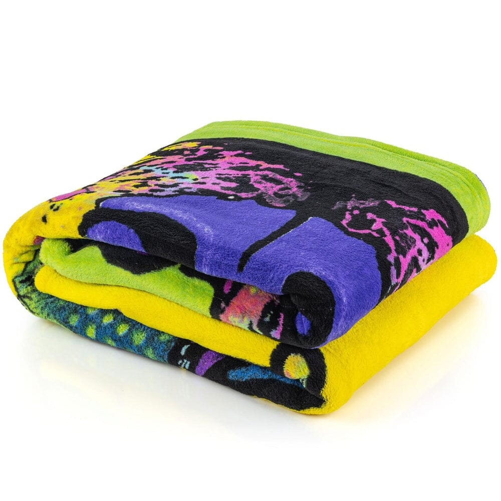 Savvy Lab Super Soft Plush Fleece Throw Blanket by Dean Russo