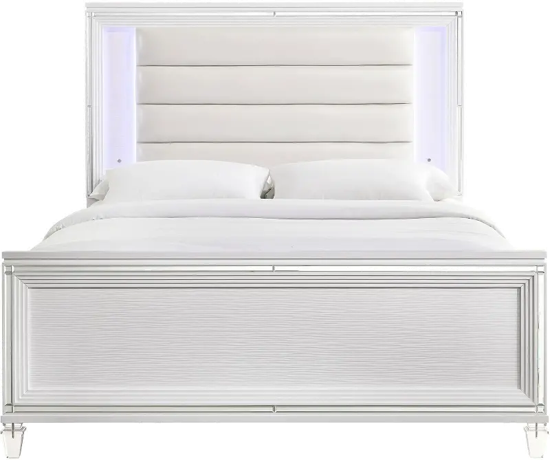 Posh White Full Size Bed with Trundle