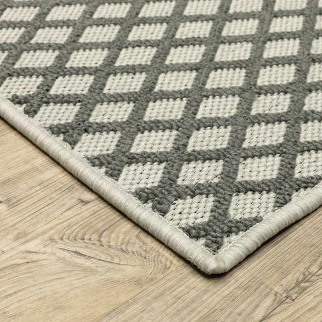 Trinity Casual Diamond Lattice Patio Area Rug Beige gray Captiv8e Designs