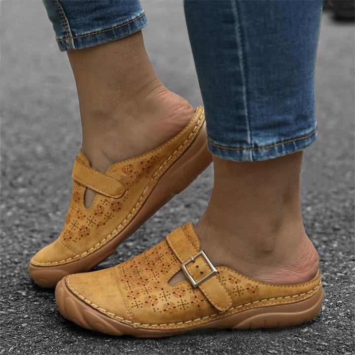 Women's hollow carved casual sandals