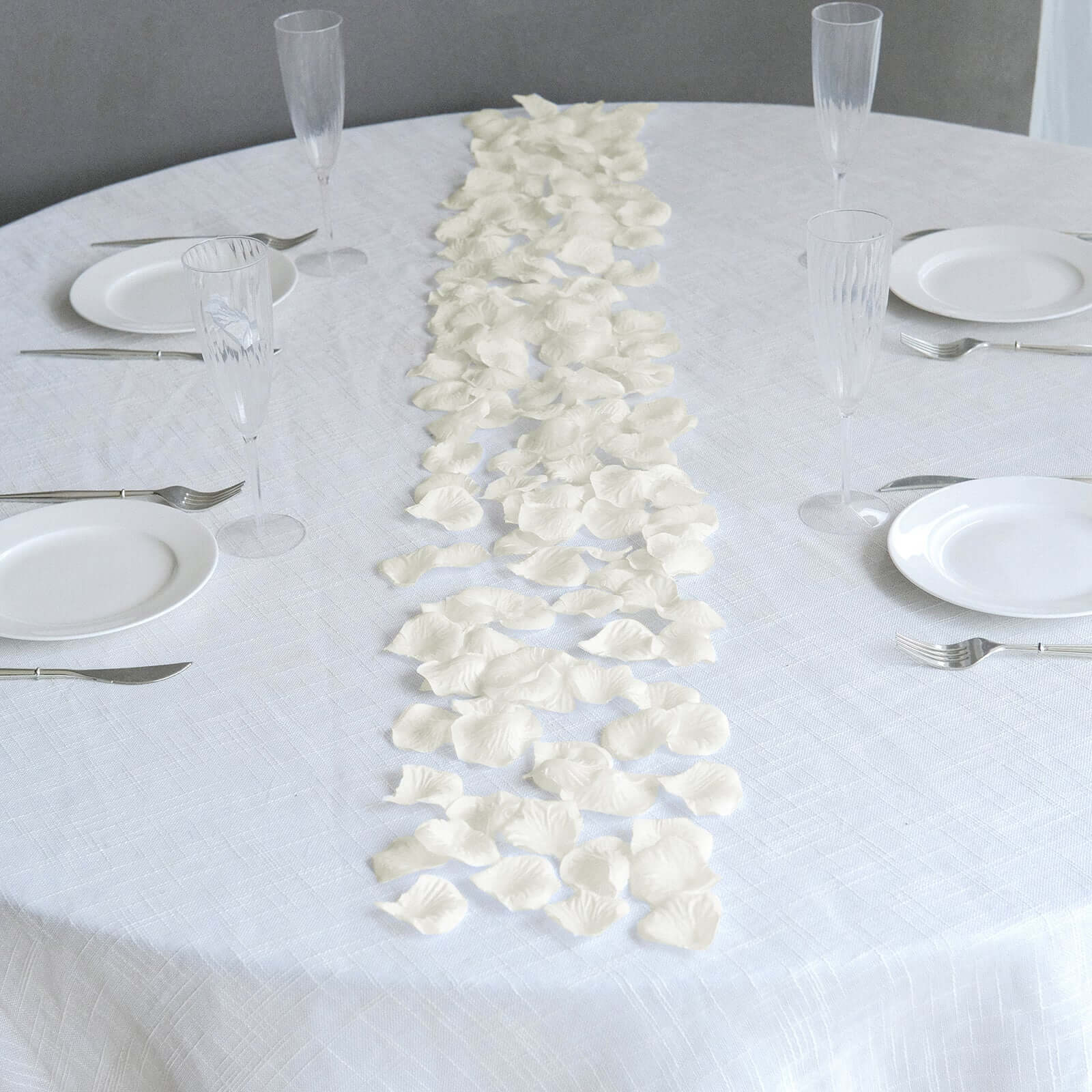 500 Pack Ivory Silk Rose Petals Table Confetti or Floor Scatters