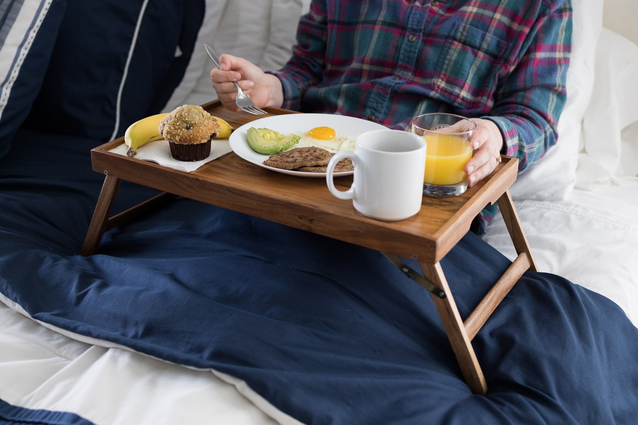 Better Homes & Gardens Acacia Wood Rectangular Bed Tray with Stand in Natural Finish Brown, One Size