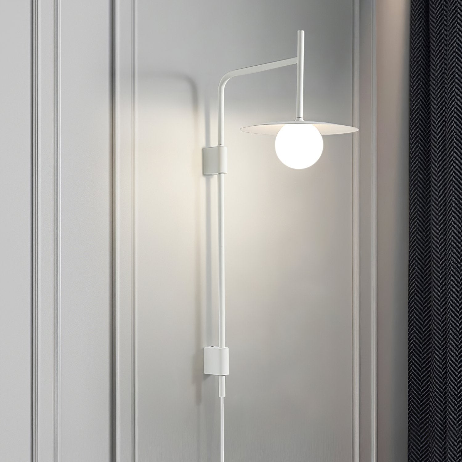 Gea Swing Arm Wall Lamp