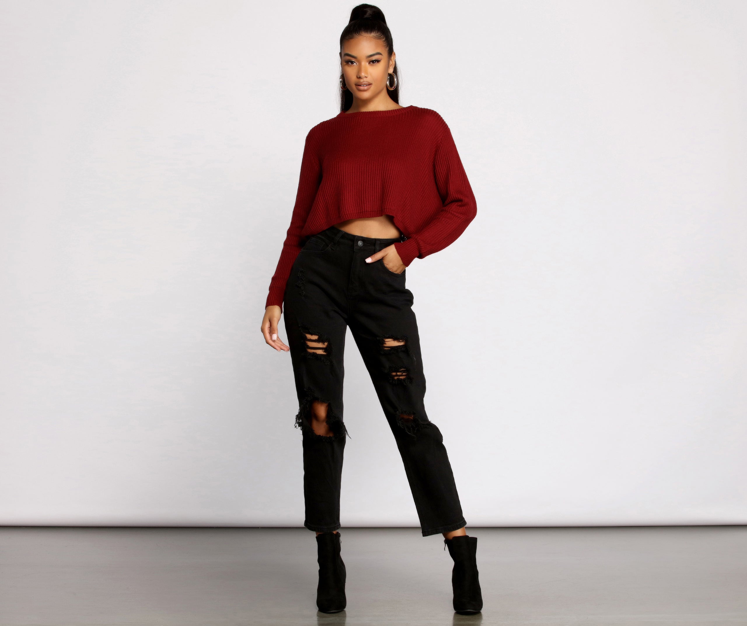 Basic Crew Neck Cropped Knit Sweater