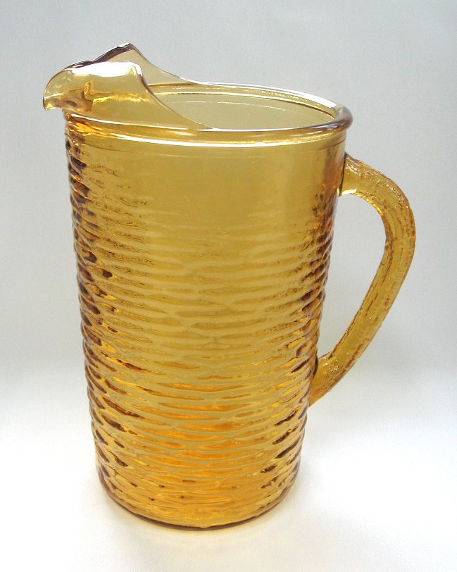 Honey Gold Amber Glass Water Beverage Pitcher Anchor Hocking 2 Quarts Vintage Kitchen 1960s