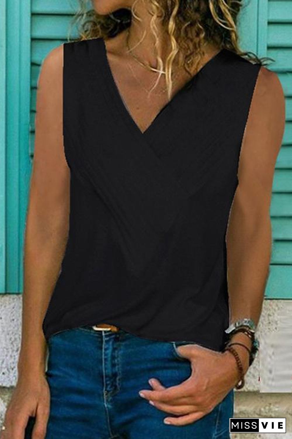 Basic V-Neck Sleeveless T-shirt