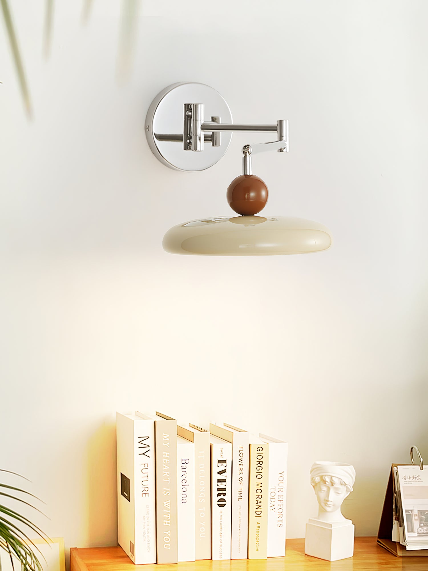 Lola Plug-in Wall Lamp