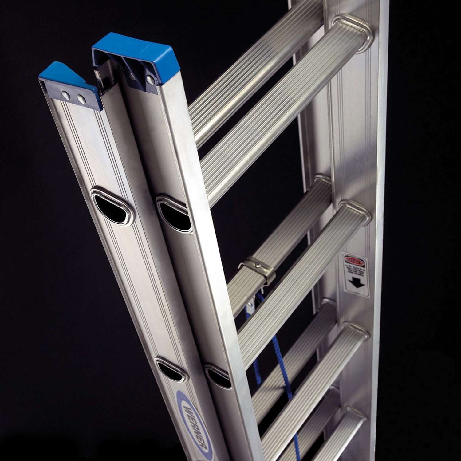 Werner 28 ft. H Aluminum Extension Ladder Type I 250 lb. capacity