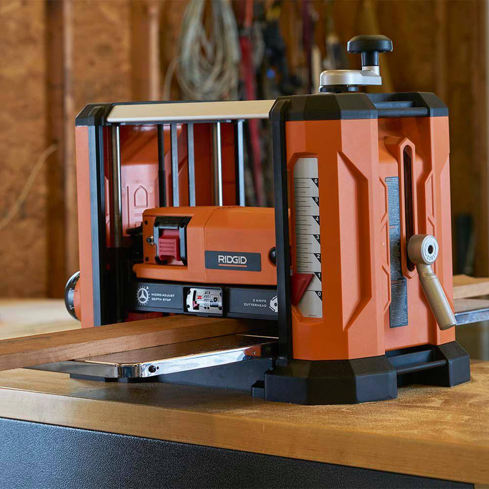 RIDGID 3-Blade Planer R4850