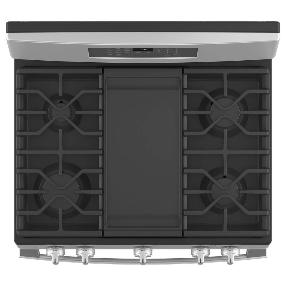 GE 30 in. 5.0 cu. ft. Gas Range with Self-Cleaning Convection Oven and Air Fry in Stainless Steel JGB735SPSS