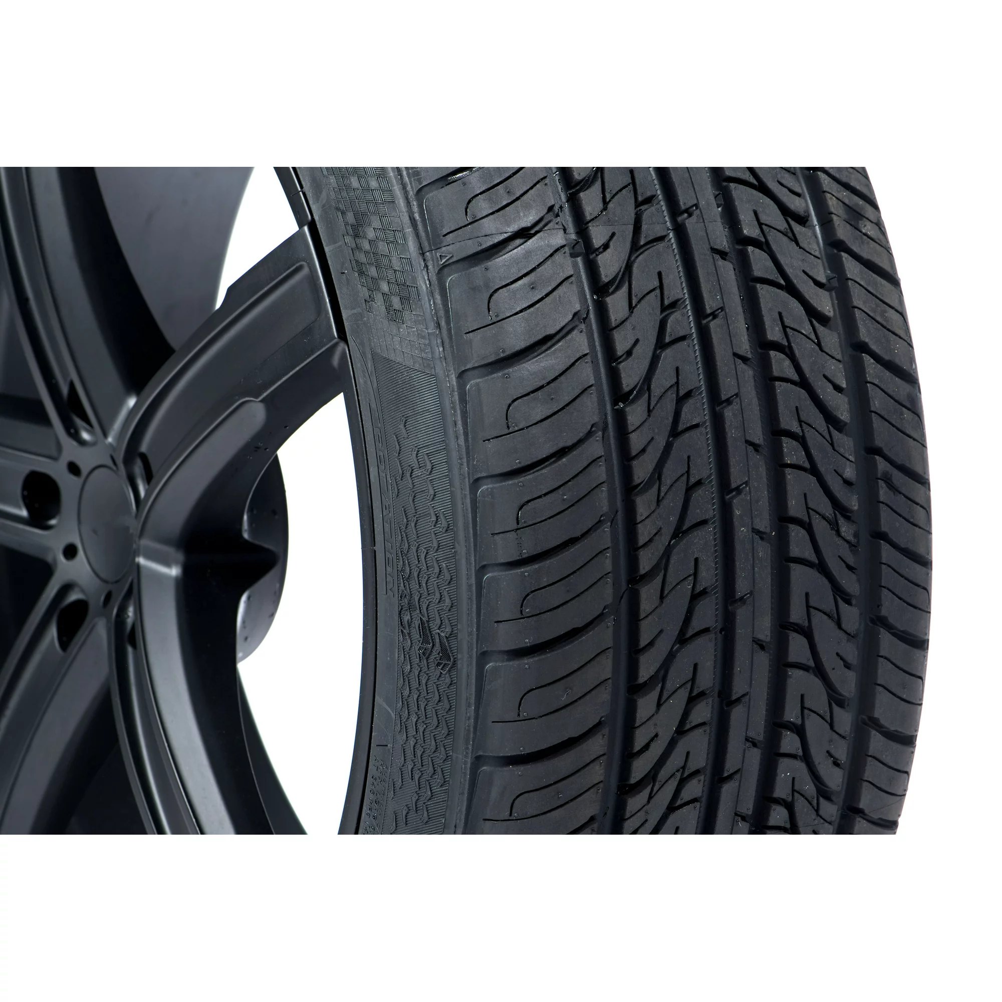 Vercelli Strada II All Season 245/40ZR20 99W XL Passenger Tire