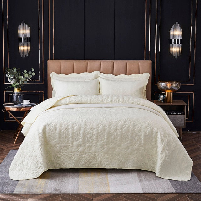 CloudNine Quilted Bed Set