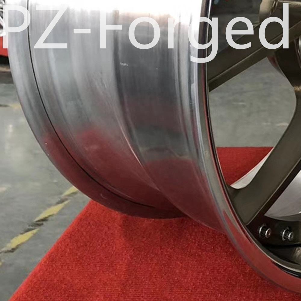 Pengzhen passenger car two piece sliver brushed finish 5 hole 20 22 24 inch wheels rims for ford mustang