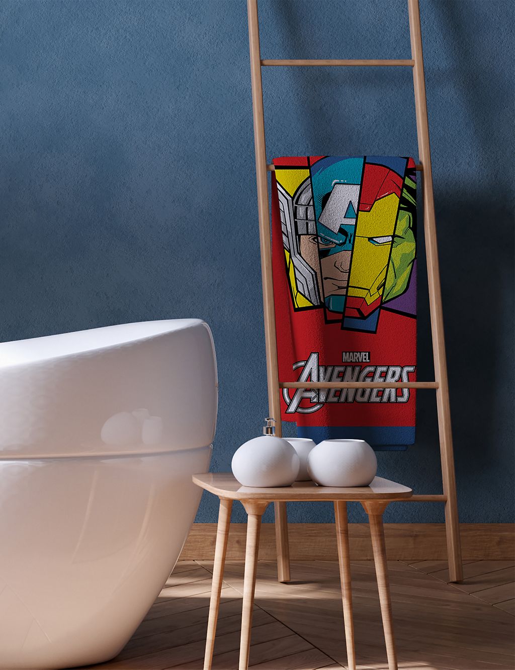 Pure Cotton Avengers™ Kids' Bath Towel