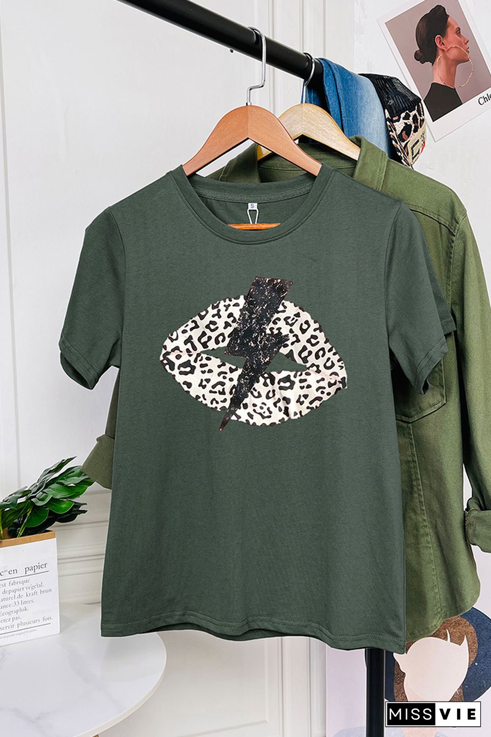 Leopard Lightning Lip Print Graphic Tees for Women Wholesale Short Sleeve T shirts Top