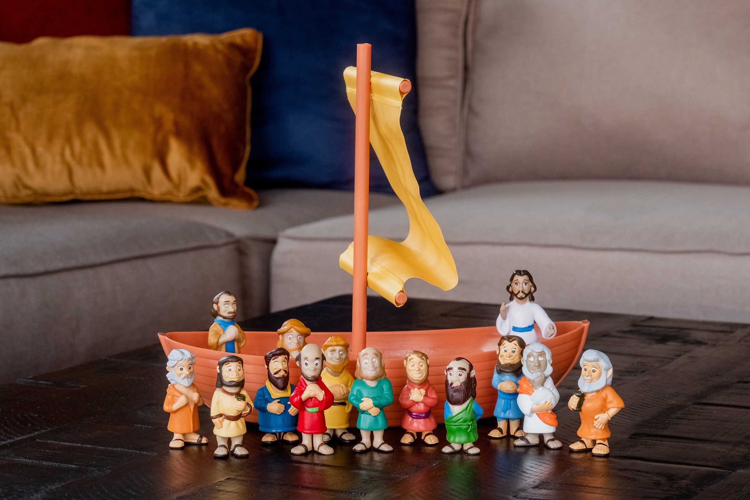 BibleToys Galilean Boat with Jesus and the Apostles 15 Piece Play Set for Children