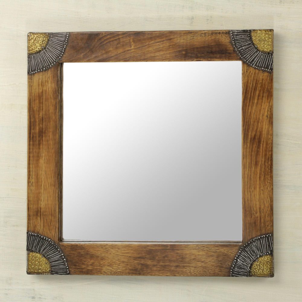 Wood Wall Mirror  'Charming Image' (Ghana)   Brown