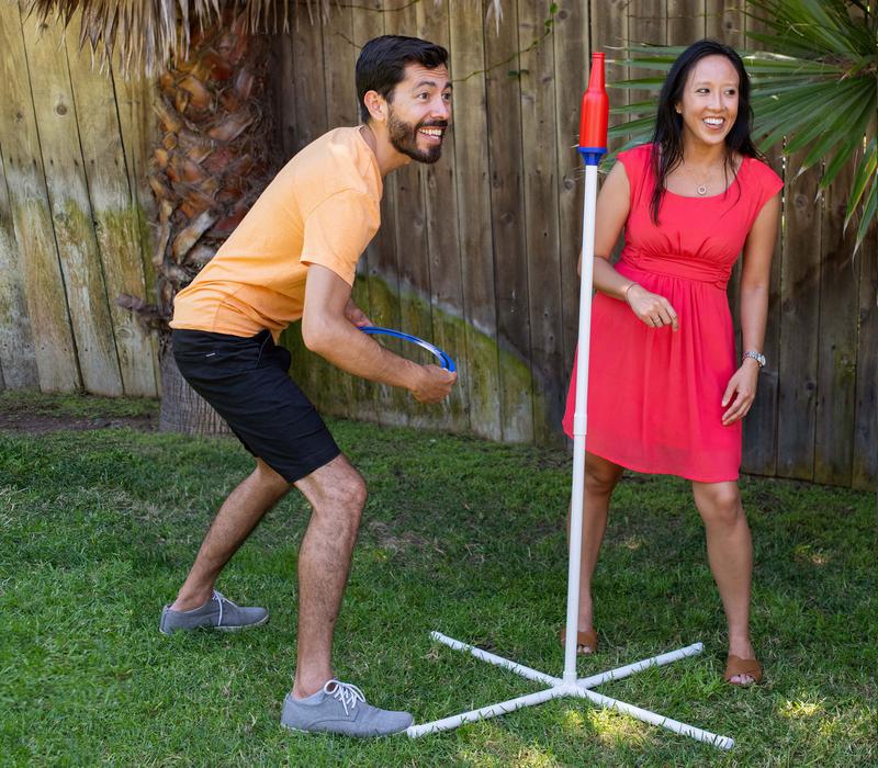 Bottle Disc Toss Outdoor Game - BOTTLEBASH-001