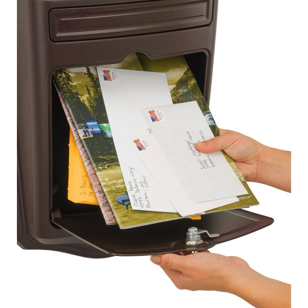 Architectural Mailboxes Maison Rubbed Bronze Medium Aluminum Locking Wall Mount Mailbox 2540RZ-10