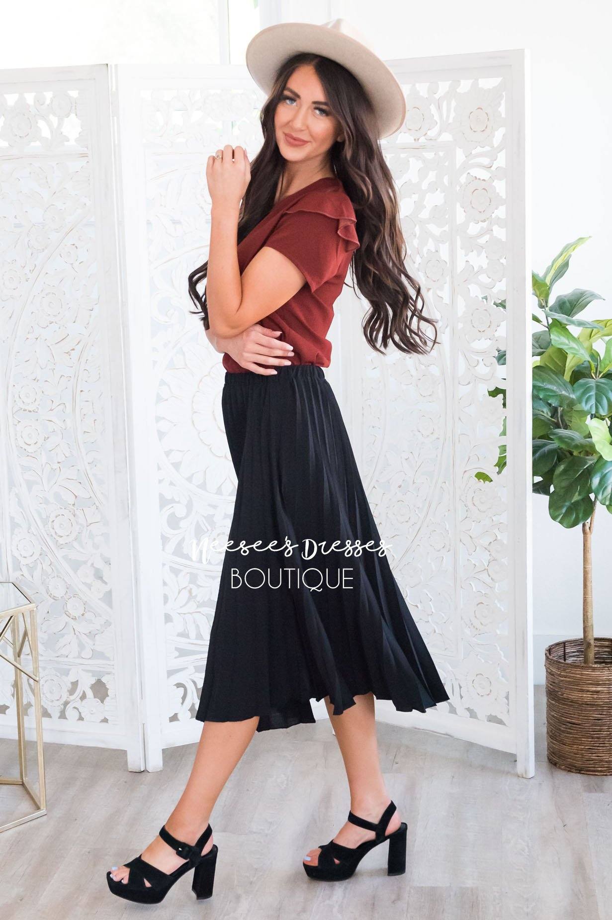 What A Darling Modest Pleat Skirt