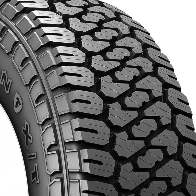 Firestone Destination Xt 285/60R20 125/122S Tire