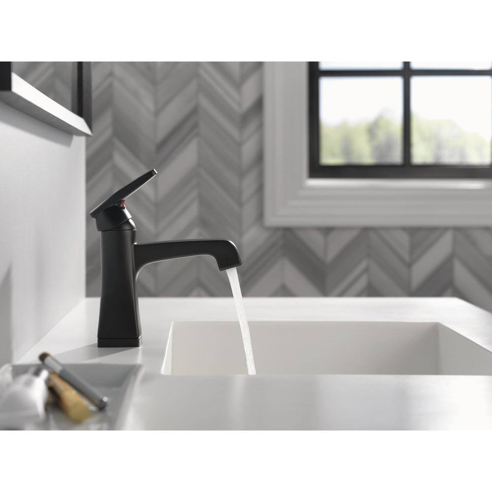 Delta Ashlyn Single Hole Single-Handle Bathroom Faucet in Matte Black 564-BLMPU-DST