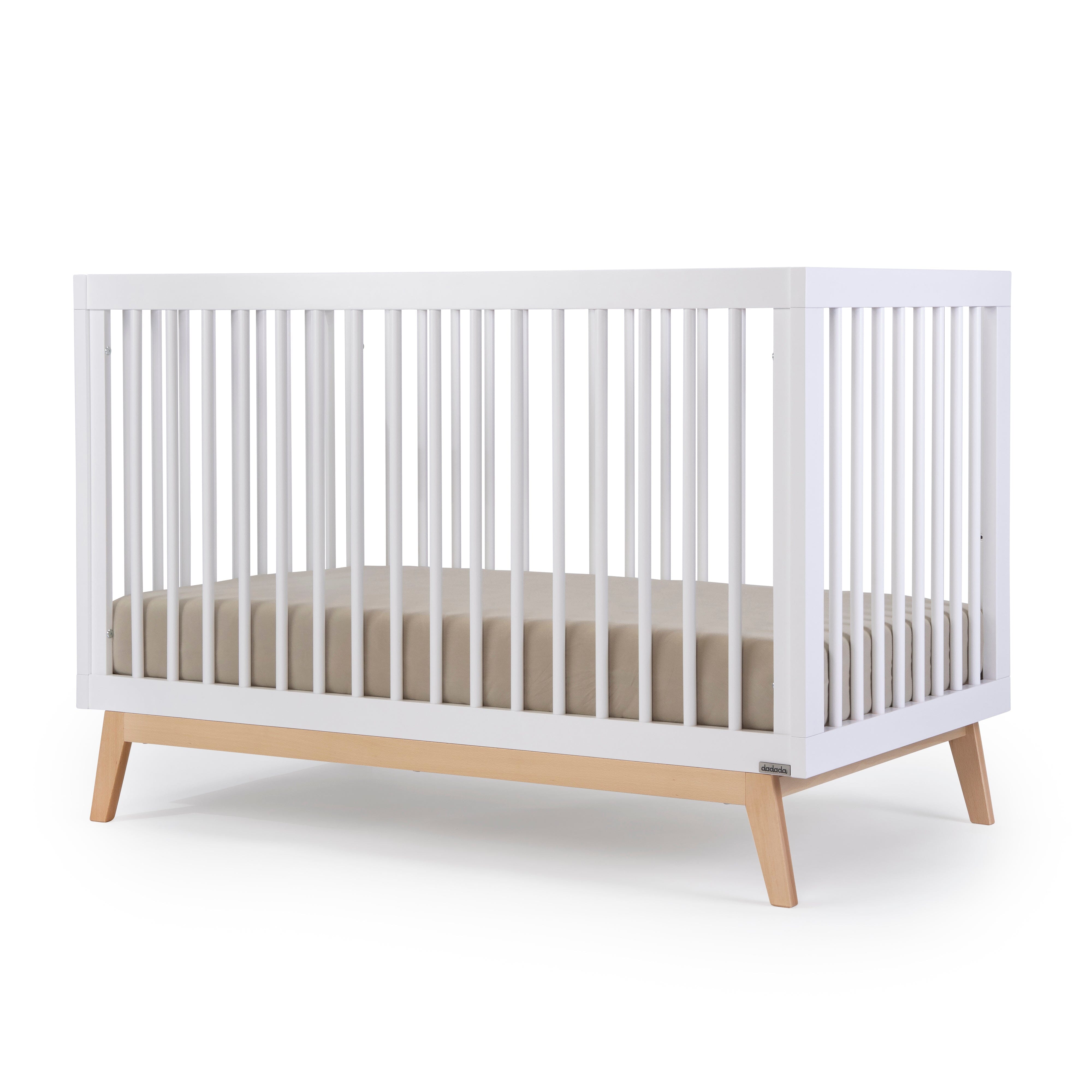 Dadada Soho 3-in-1 Convertible Crib