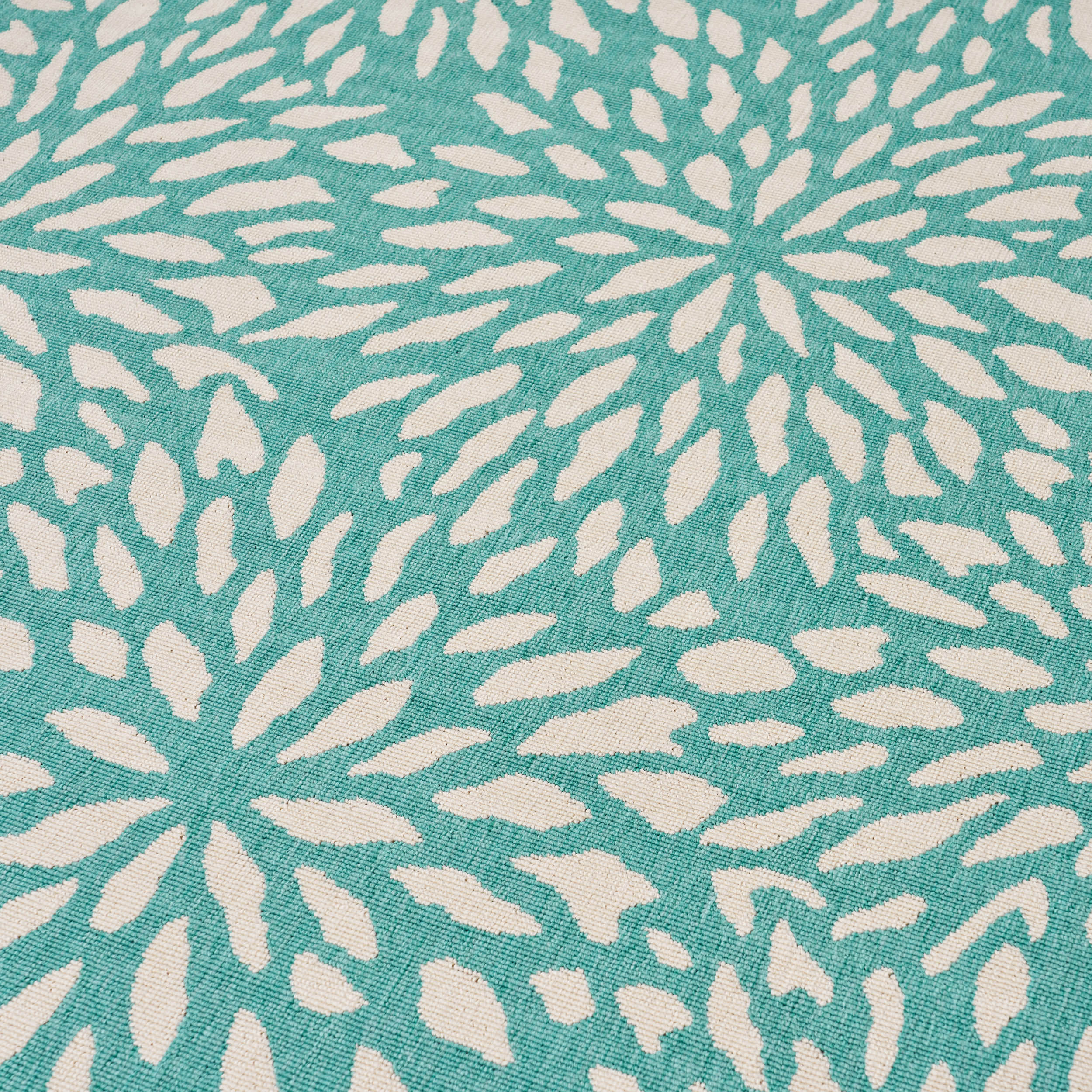 Xenia Outdoor Floral Area Rug