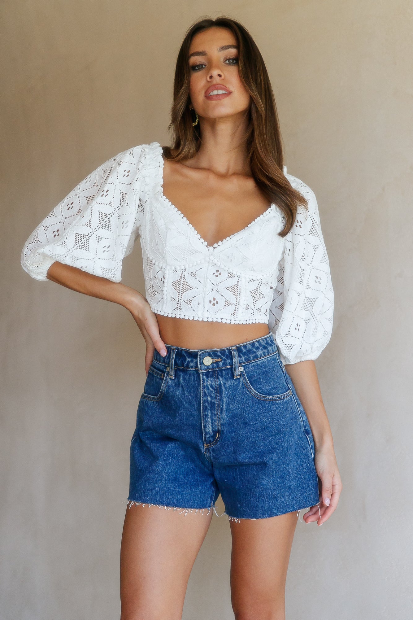 Lost In The Maze Crop White