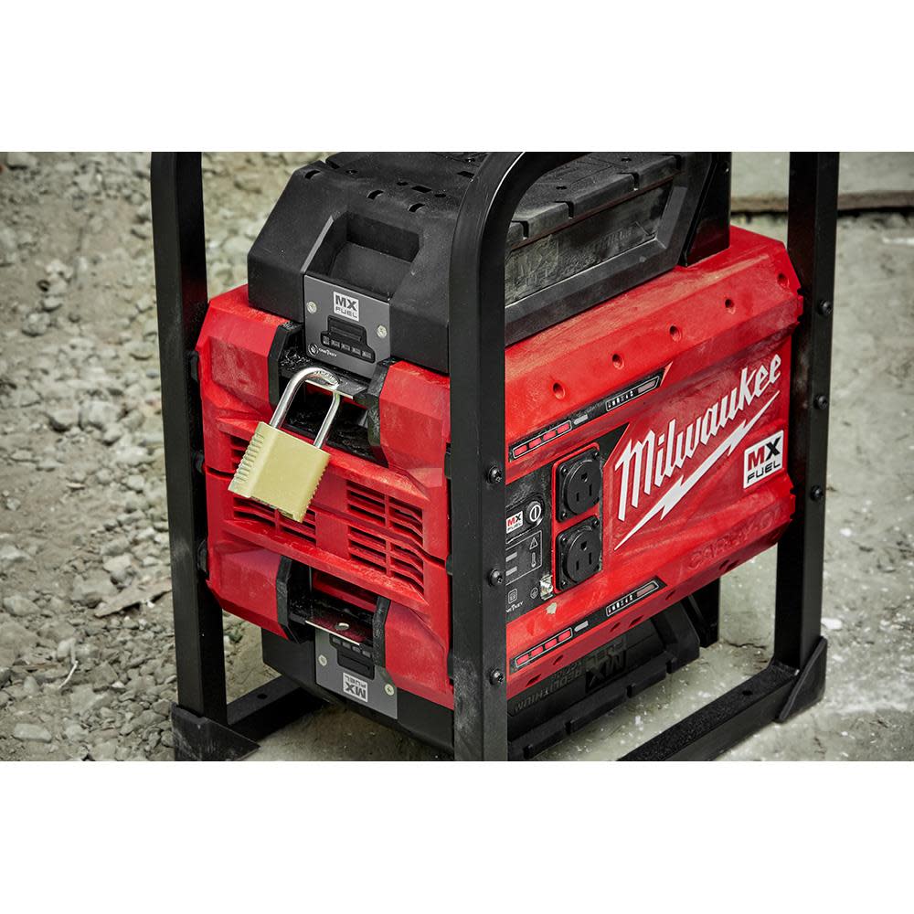 Milwaukee MX FUEL? CARRY-ON? 3600W/1800W Power Supply