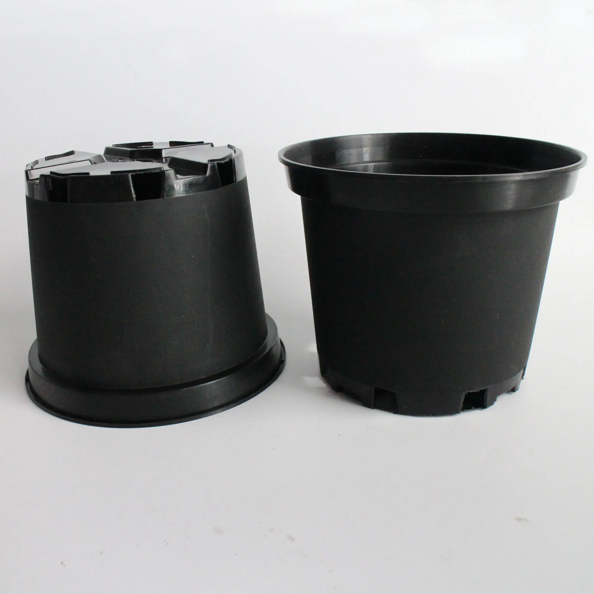 XINYE Wholesale Factory Supply Plastic Round Planter Plant Pots Gallon Garden Pots