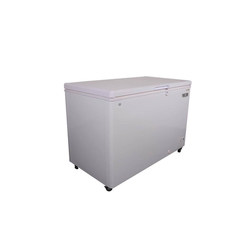 Kelvinator 52 in. 14 cu. ft. Manual Defrost Commercial Chest Freezer with Soft Closing Mechanism in White KCCF140WH